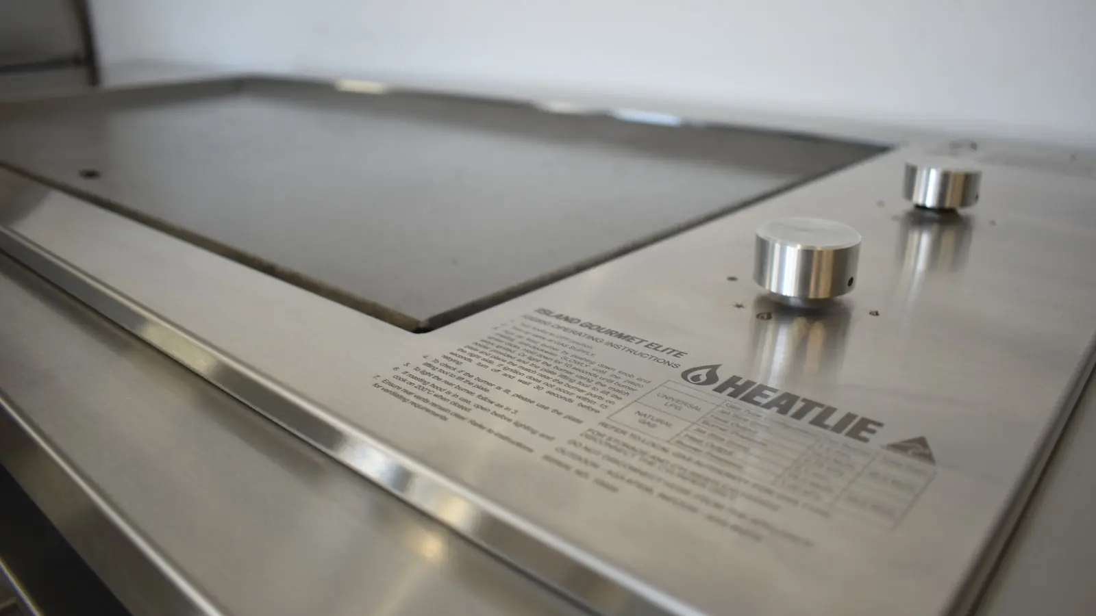 Heatlie IGE850 control panel on a stainless built-in BBQ.